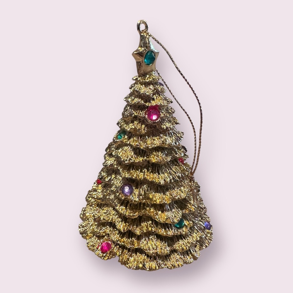 Avon 1996 Gold Tone Textured Christmas Tree Ornament With Rhinestone Accents - Picture 8 of 9
